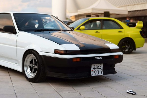 What's the Best Type of Engine Swap for a Classic Toyota AE86 for Drifting?